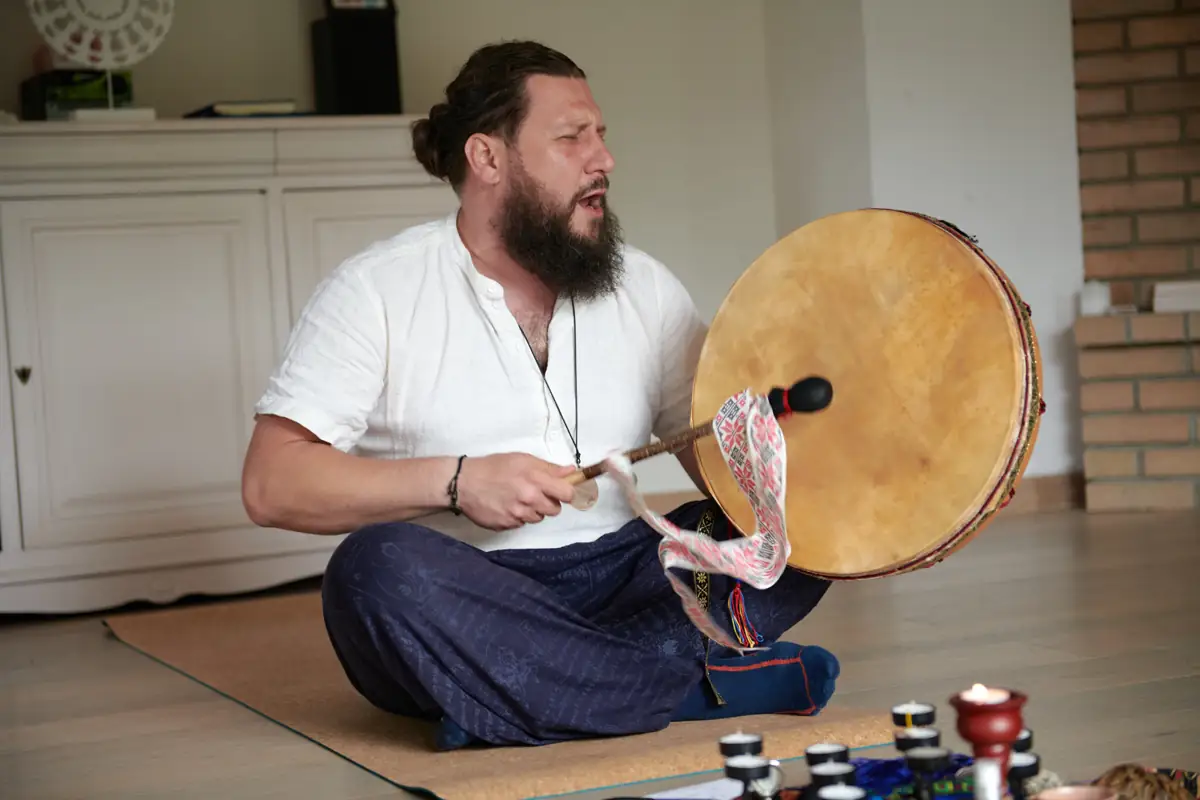 Sesiune de sound healing cu tobă